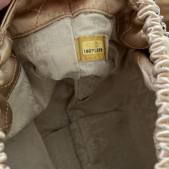 Chanel Beige Silk Purse - Picture 6 of 8